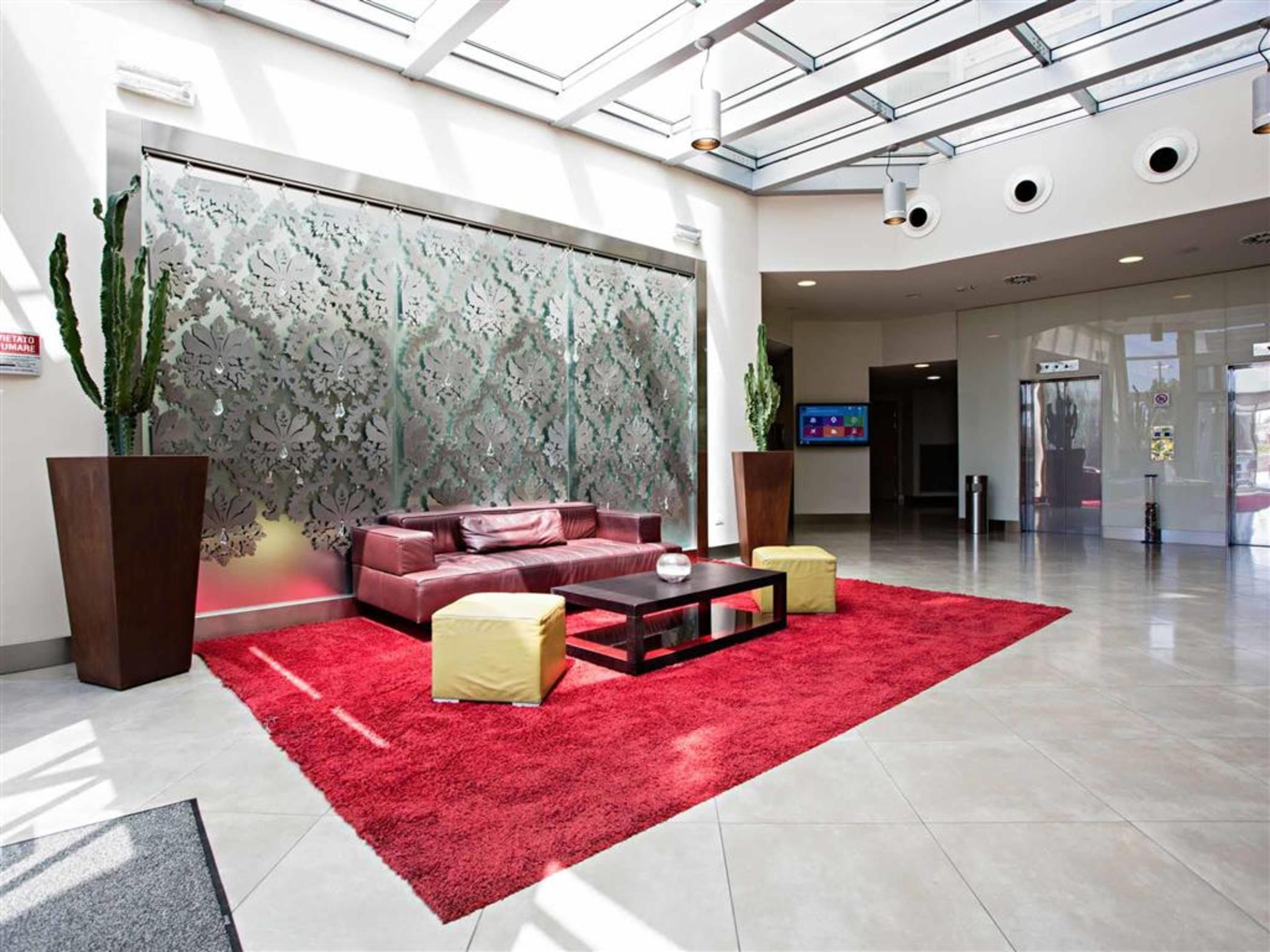 Novotel Salerno Est Arechi Екстер'єр фото