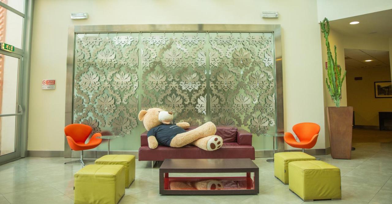 Novotel Salerno Est Arechi Екстер'єр фото