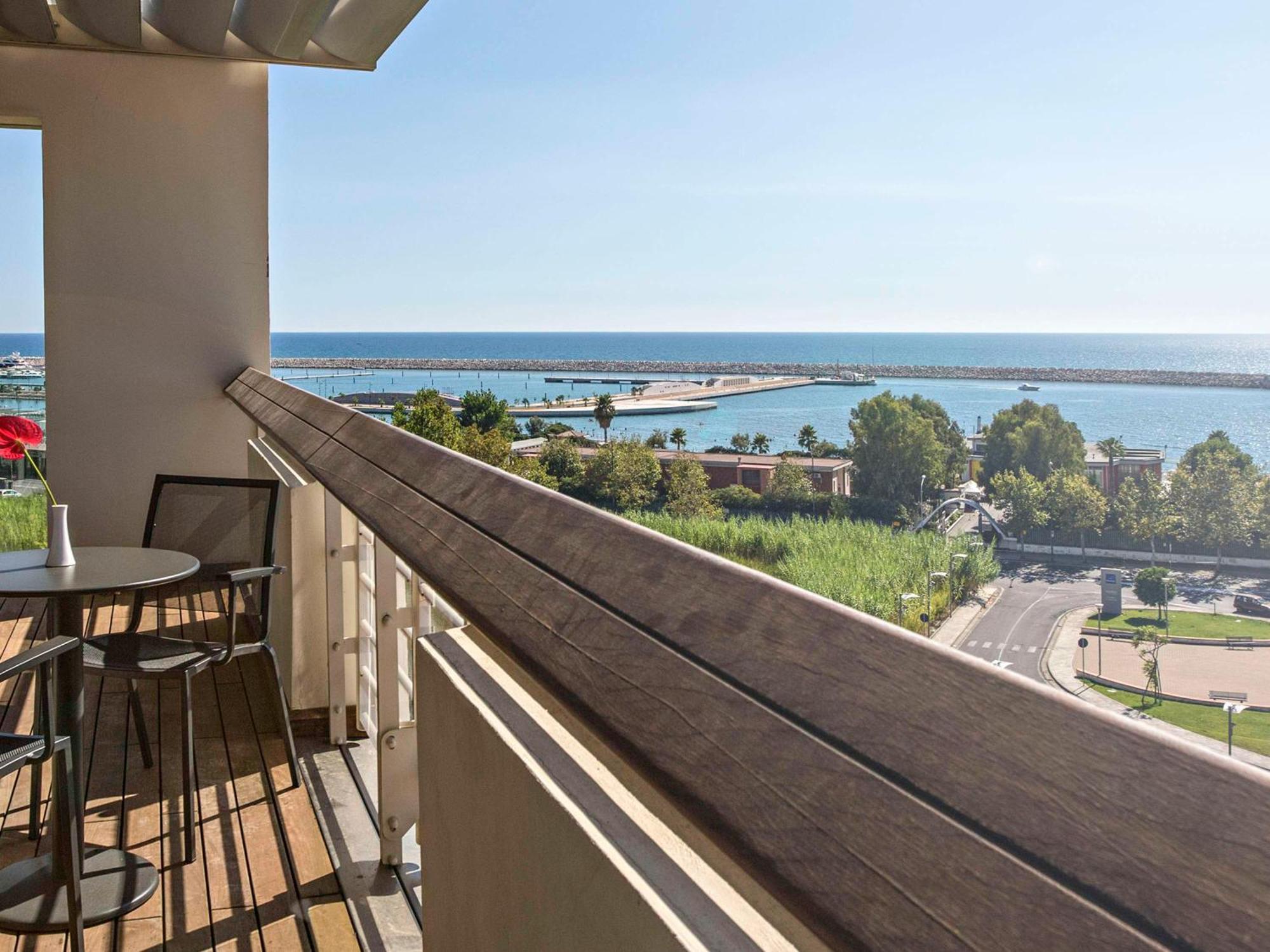 Novotel Salerno Est Arechi Екстер'єр фото