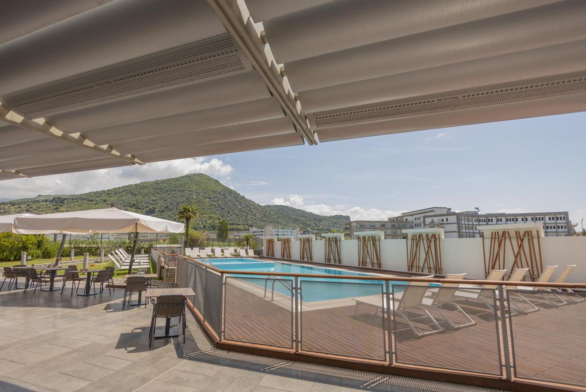Novotel Salerno Est Arechi Екстер'єр фото